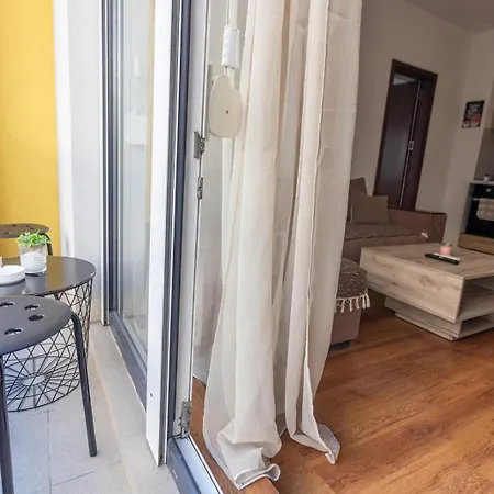 Karastoyanovi's Apartment- Studentski Grad Διαμέρισμα